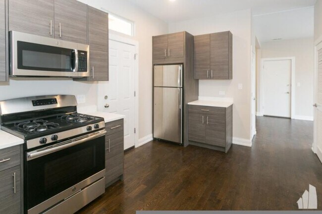Primary Photo - 1 bedroom in Chicago IL 60647