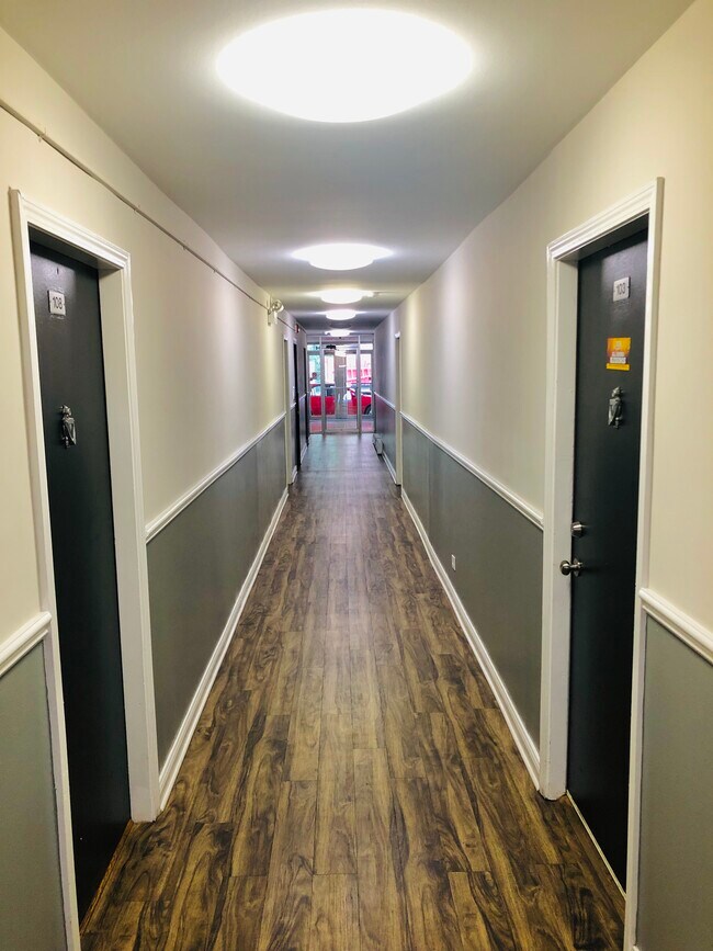 Building Photo - 7334 N. Ridge