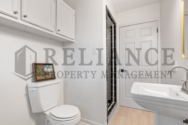 Building Photo - 1126 Farmstead St