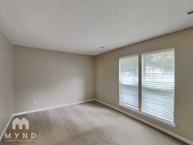 Building Photo - 7307 Preakness Stakes Ln