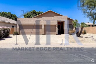 Building Photo - 3Bed/2Bath Home w/3 Car Gar at 59th Ave/Un...