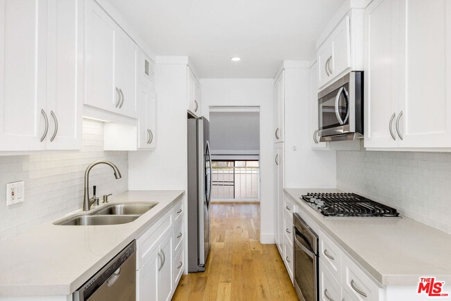 Building Photo - 13107 Mindanao Wy