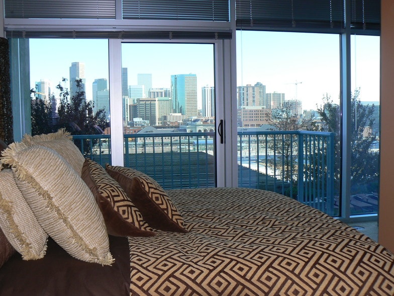 Building Photo - 1700 Bassett St