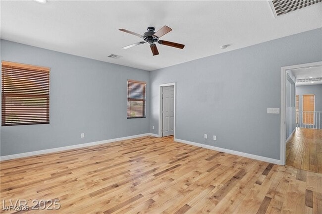 Building Photo - 10281 Wolves Den Ln