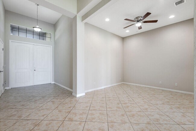 Building Photo - 3425 Siena Cir
