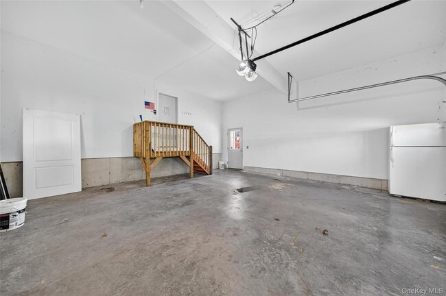 Building Photo - 1281 NY-208