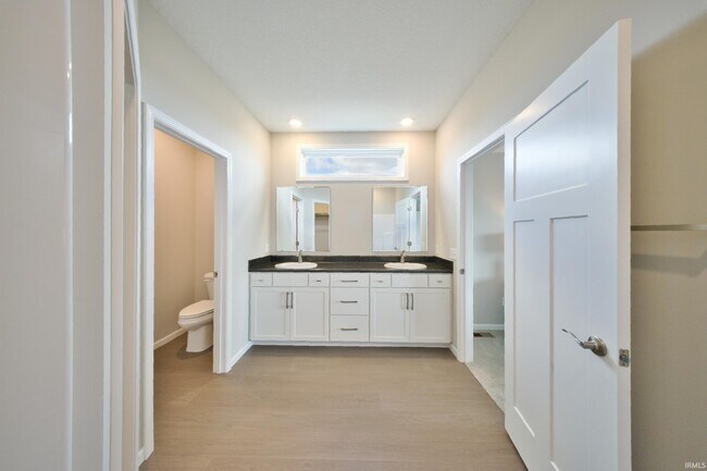 Building Photo - 5437 Broad Fields Cove