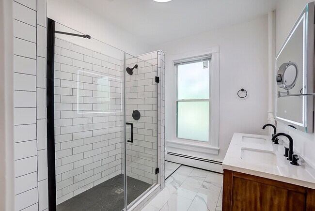 Building Photo - 6365 Revere Ave