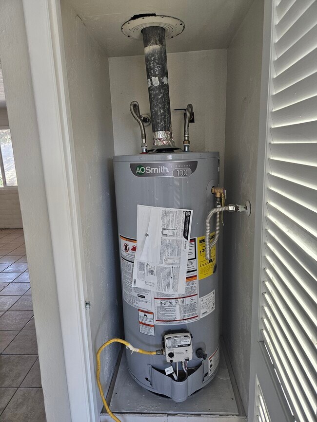 Building Photo - 11220 Wharf Cove Dr