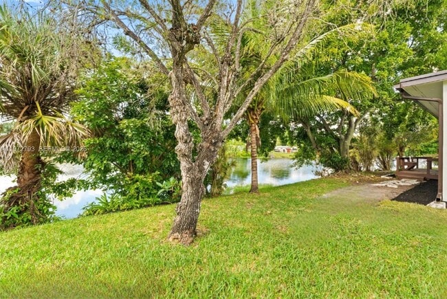 Building Photo - 1905 NW 62nd Terrace