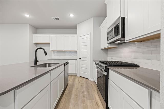 Building Photo - 3204 Royal Frst Dr