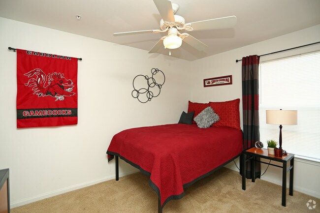 Building Photo - Stadium Suites Student Housing