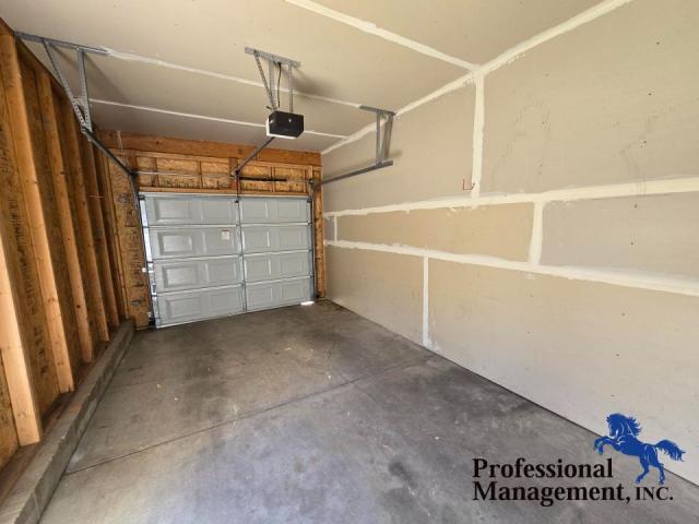 Building Photo - 2 bedroom in Billings MT 59102