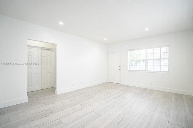 Building Photo - 330 84th St