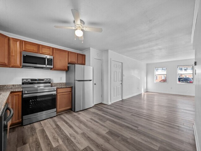 Building Photo - Ravenwood Apartments!!