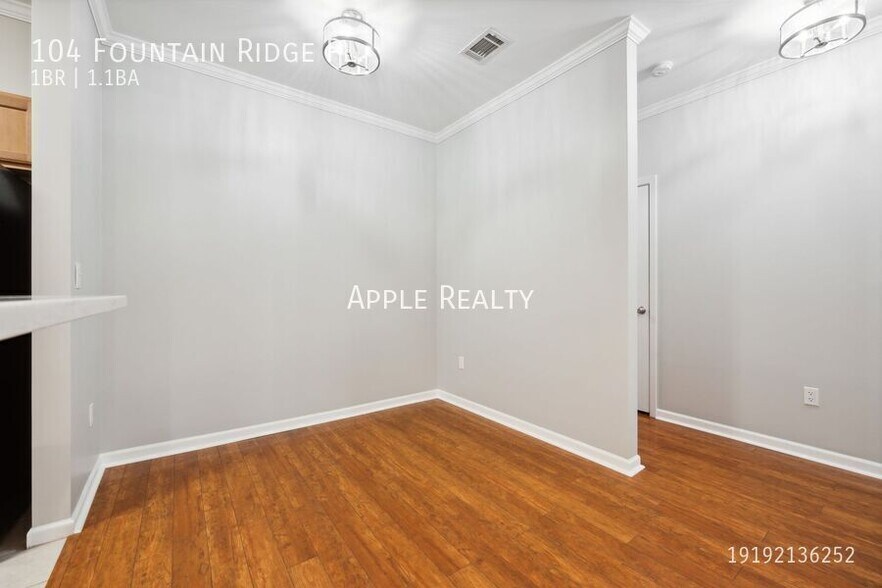 Building Photo - 104 Fountain Ridge Pl