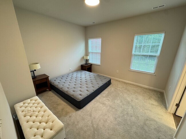 Building Photo - Lovely Colvard Farms Townhouse
