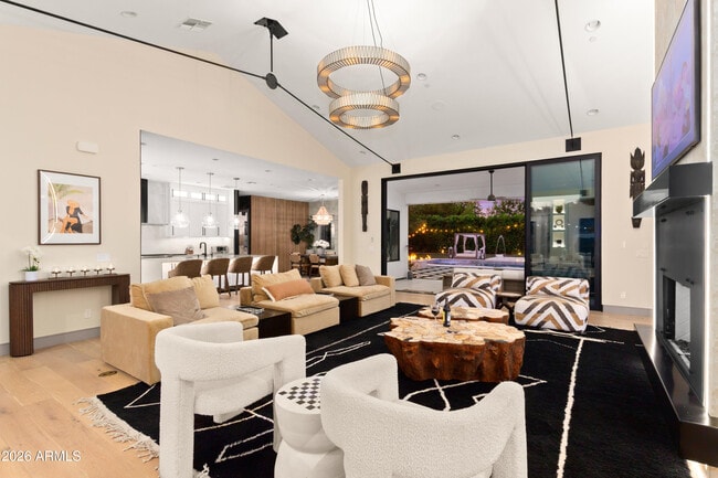 Building Photo - 2912 E Pierson St