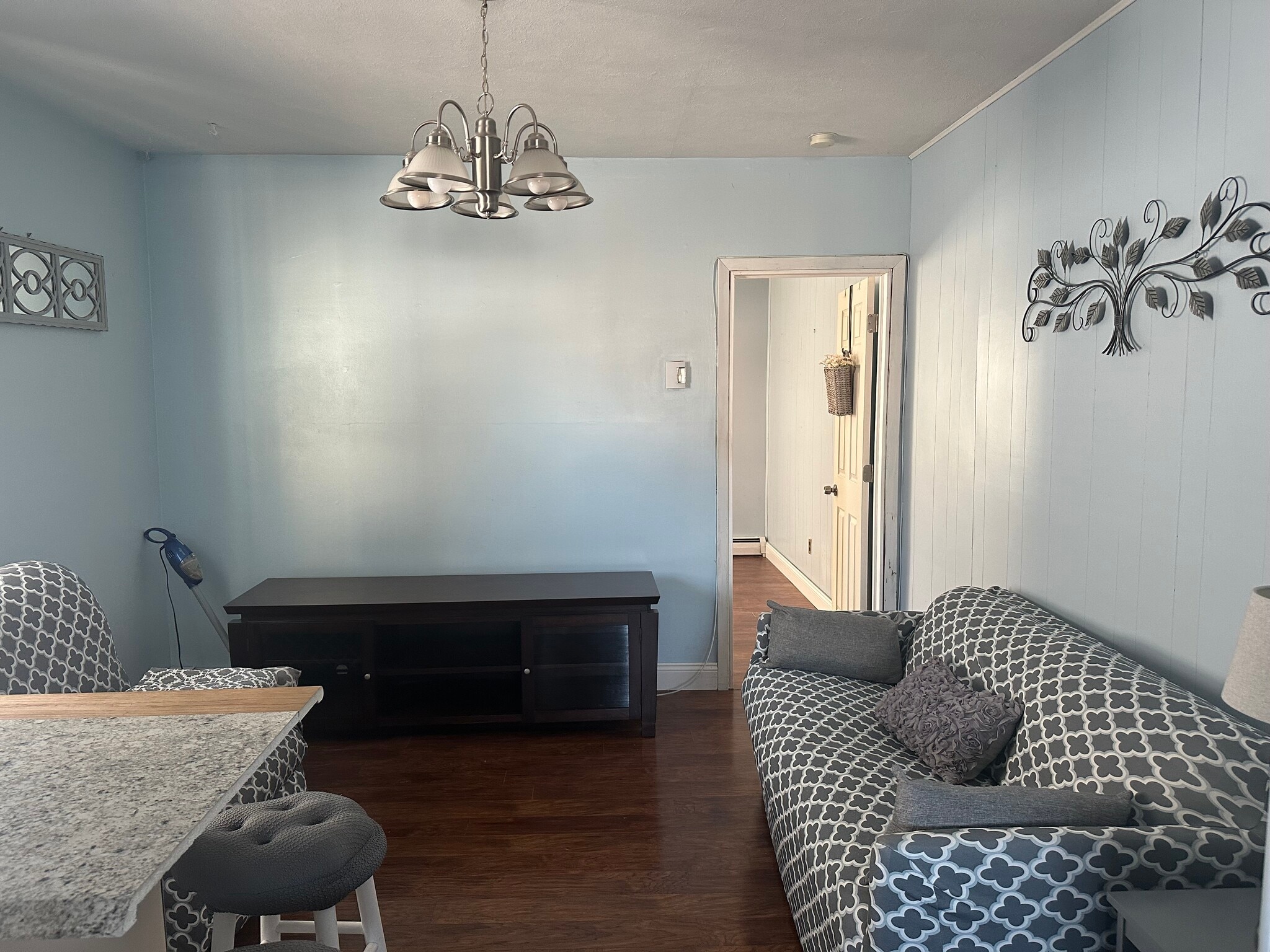 Building Photo - 8 Bunting Ln