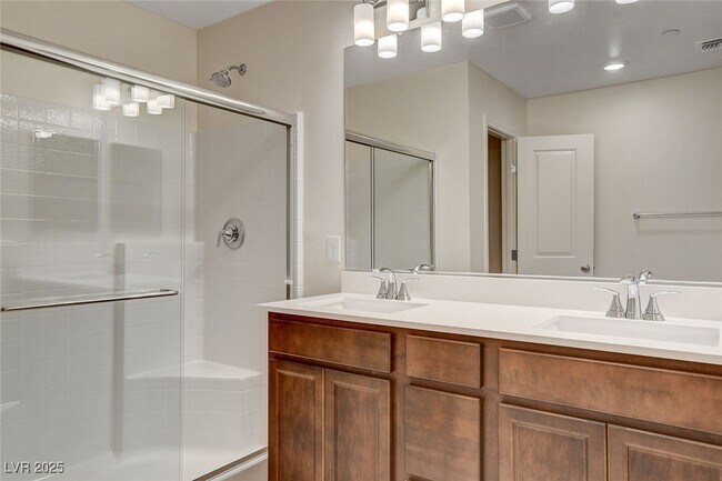 Building Photo - 2620 Ercolano St