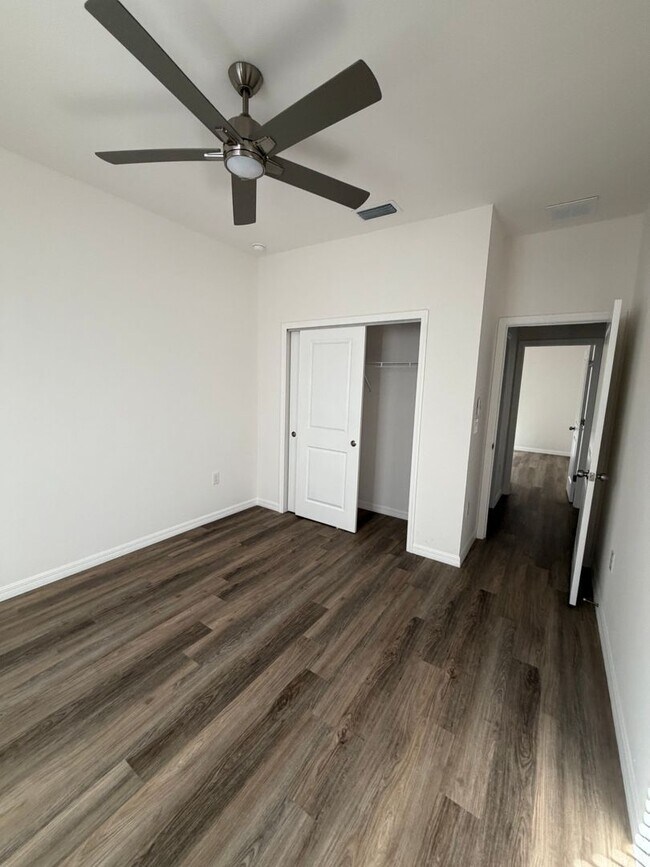 Building Photo - 16368 Branco Dr