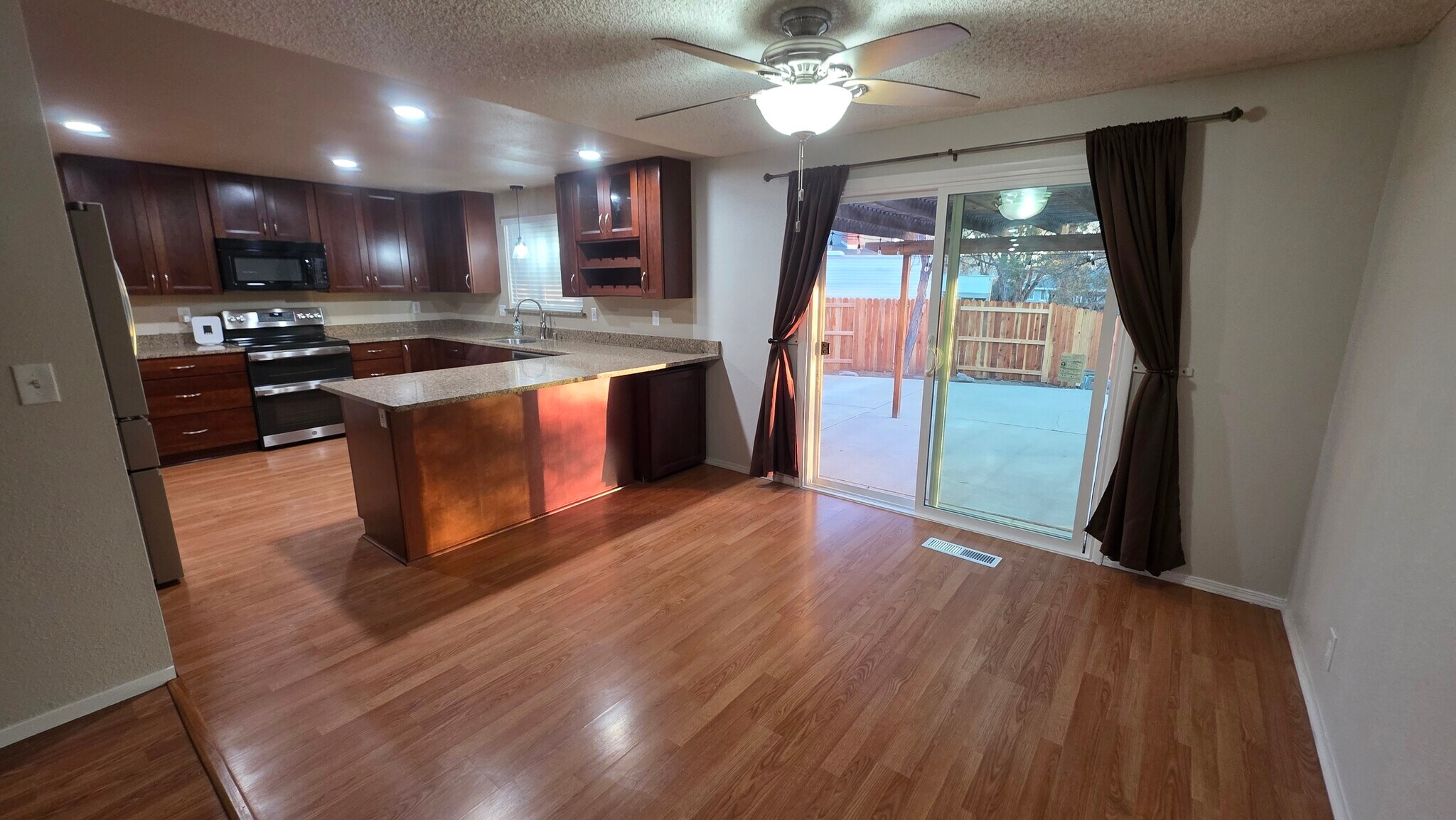 Building Photo - 3268 Beatty Cir