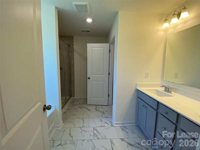 Building Photo - 1326 Harleston St