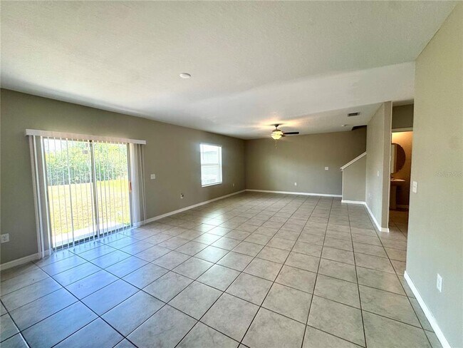 Building Photo - 5415 Amaryllis Garden St