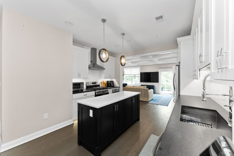 Building Photo - 516 Coates Ln