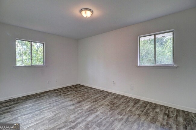 Building Photo - 8774 Channing Dr