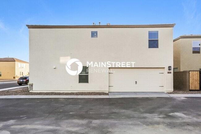 Building Photo - 4 Bedroom Pet-Friendly Home in Phoenix, AZ...