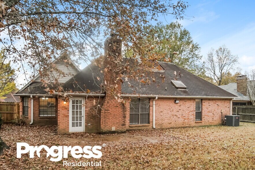 Building Photo - 8672 Debbie Kay Ln