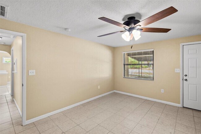 Building Photo - 1193-1195 Bass Blvd