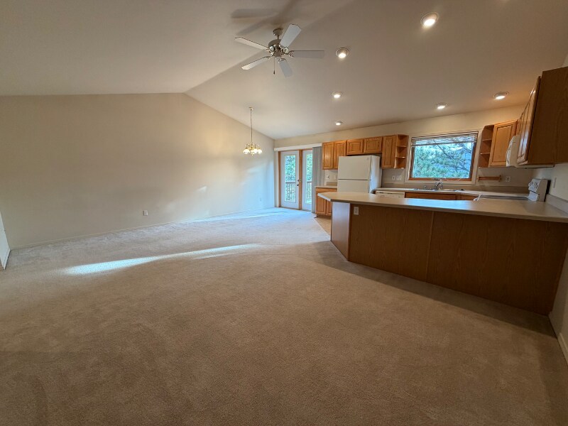 Building Photo - 289 Cape Cod Dr