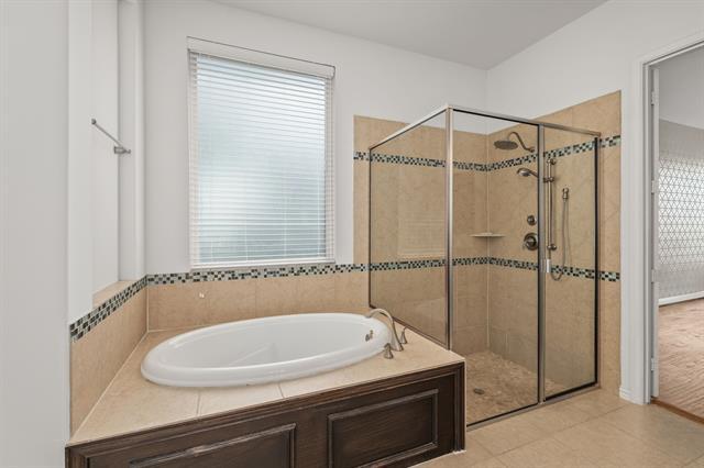 Building Photo - 975 Pembrook Ln