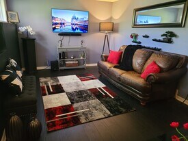 Building Photo - 3585 Rogues Edge Dr NE