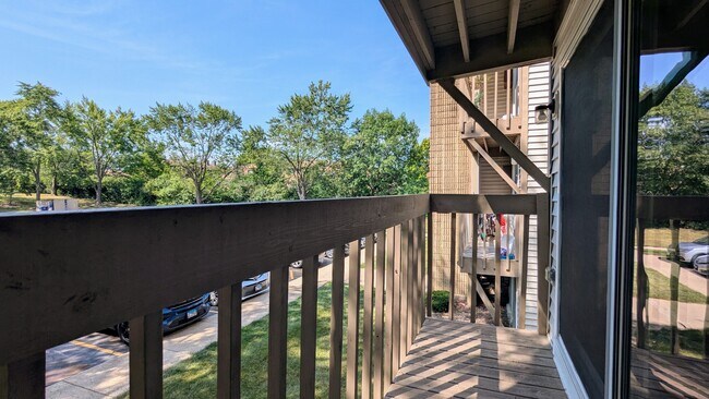 Building Photo - 2380 Discovery Dr