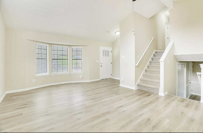 Building Photo - 5576 Pennybrook Ct