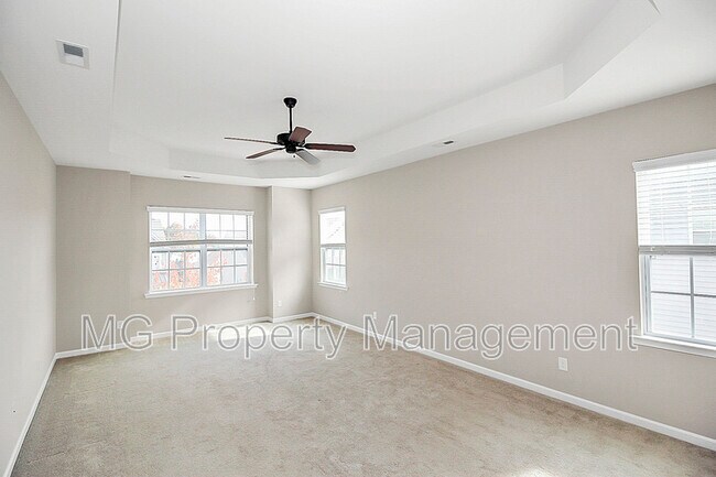 Building Photo - 15111 Brannock Hills Dr