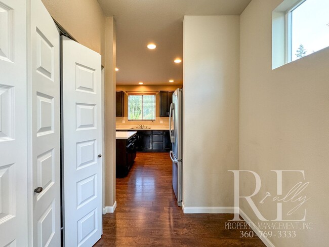 Building Photo - Charming 3-Bedroom Home in a Quiet Neighborhood!