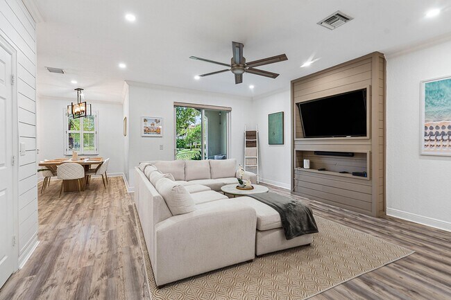 Building Photo - 4890 Bonsai Cir