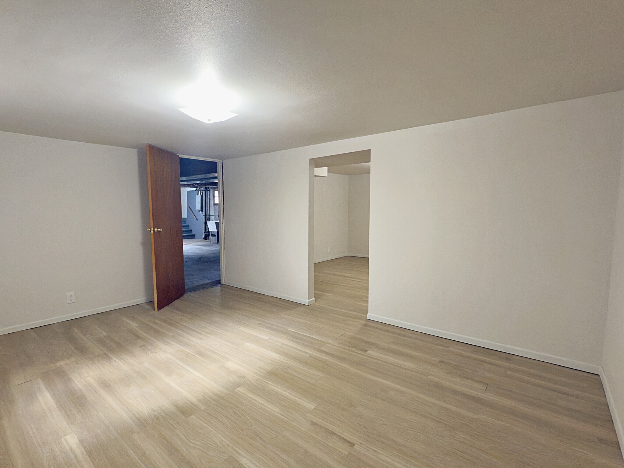 Building Photo - 125 NE 84th Ave