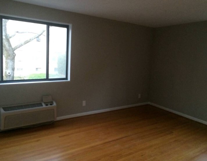 Bedroom - 4114 Davis Pl NW