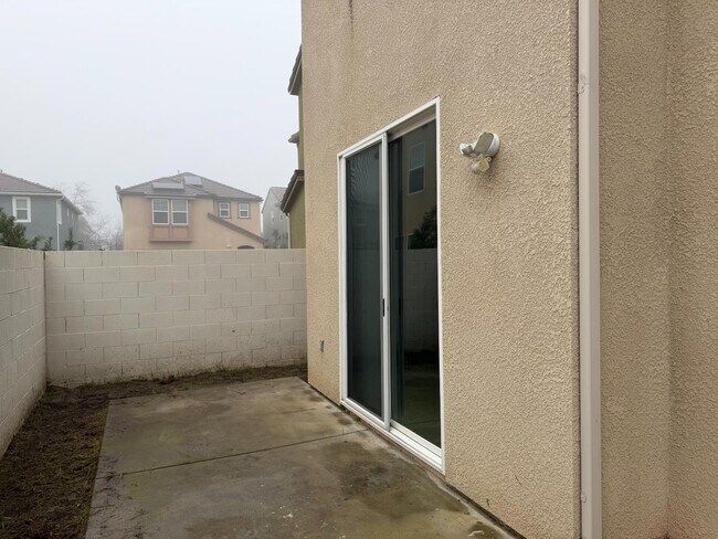 Building Photo - 3569 Magnificent Way