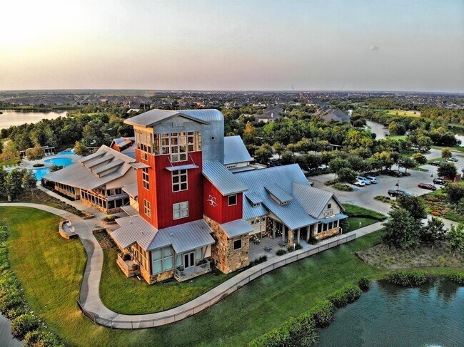 Building Photo - 31427 Vineyard Creek Dr