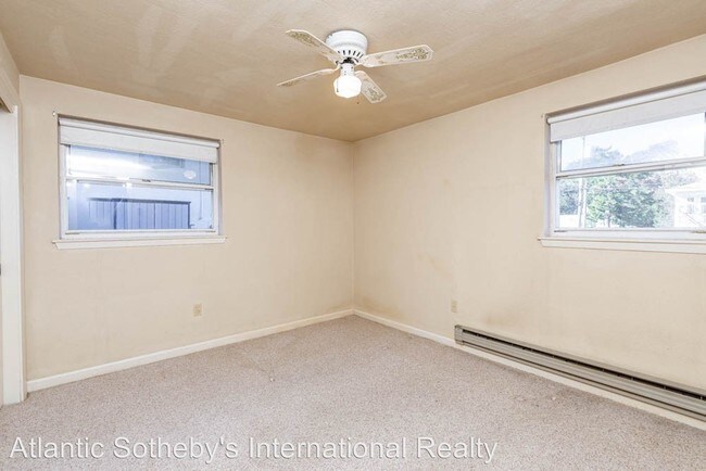 Building Photo - 2 br, 1 bath House - 216 64th Street  Unit#A