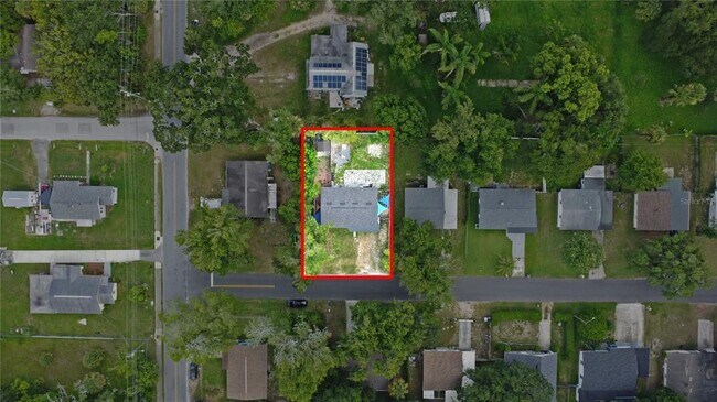 Building Photo - 126 Palm Dr