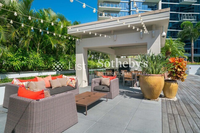 Building Photo - Waihonua #3102 | Honolulu, HI