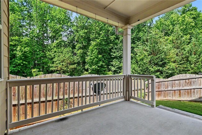 Building Photo - 5985 Carruth Lake Dr