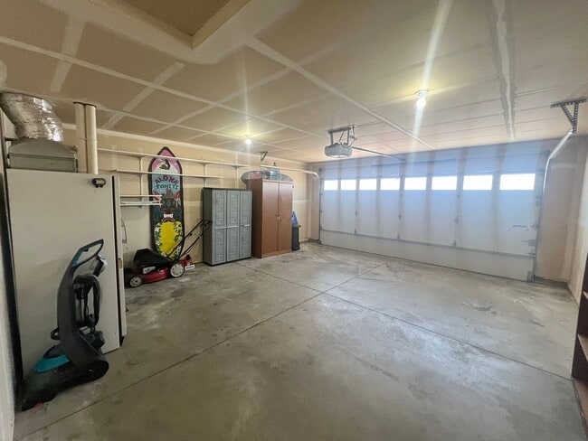 Building Photo - 1770 Pacific Ridge Ln